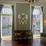 Estudio Historico Seculo Xix Com Varanda E Vistas A Baixa 아파트