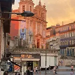 아파트 Estudio Historico Seculo Xix Com Varanda E Vistas A Baixa
