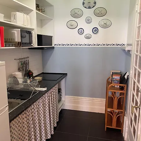 Estúdio Histórico Século Xix Com Varanda E Vistas A Baixa Apartamento Oporto