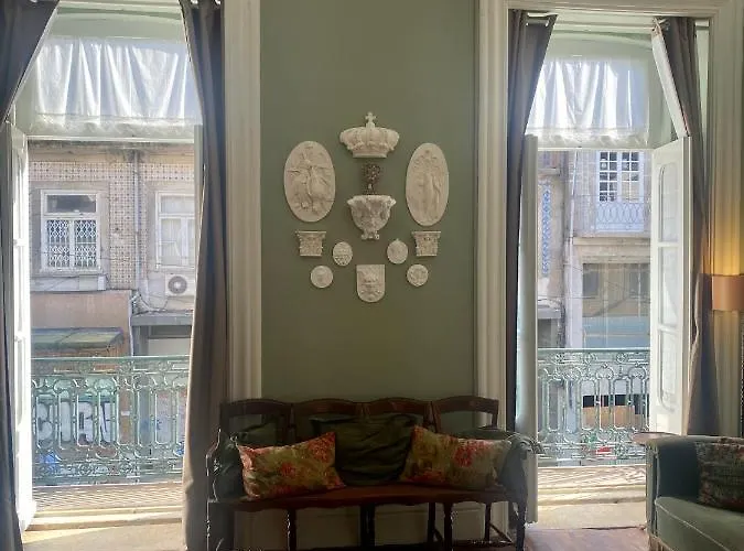 Estúdio Histórico Século Xix Com Varanda E Vistas A Baixa Apartamento